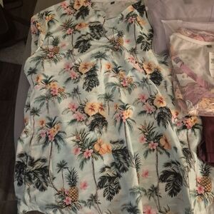 Vineyard Vines Mint Tropical Palm & Pineapple Shell Top